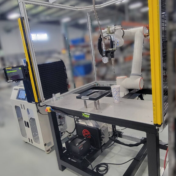Fuse Roboto Frintside